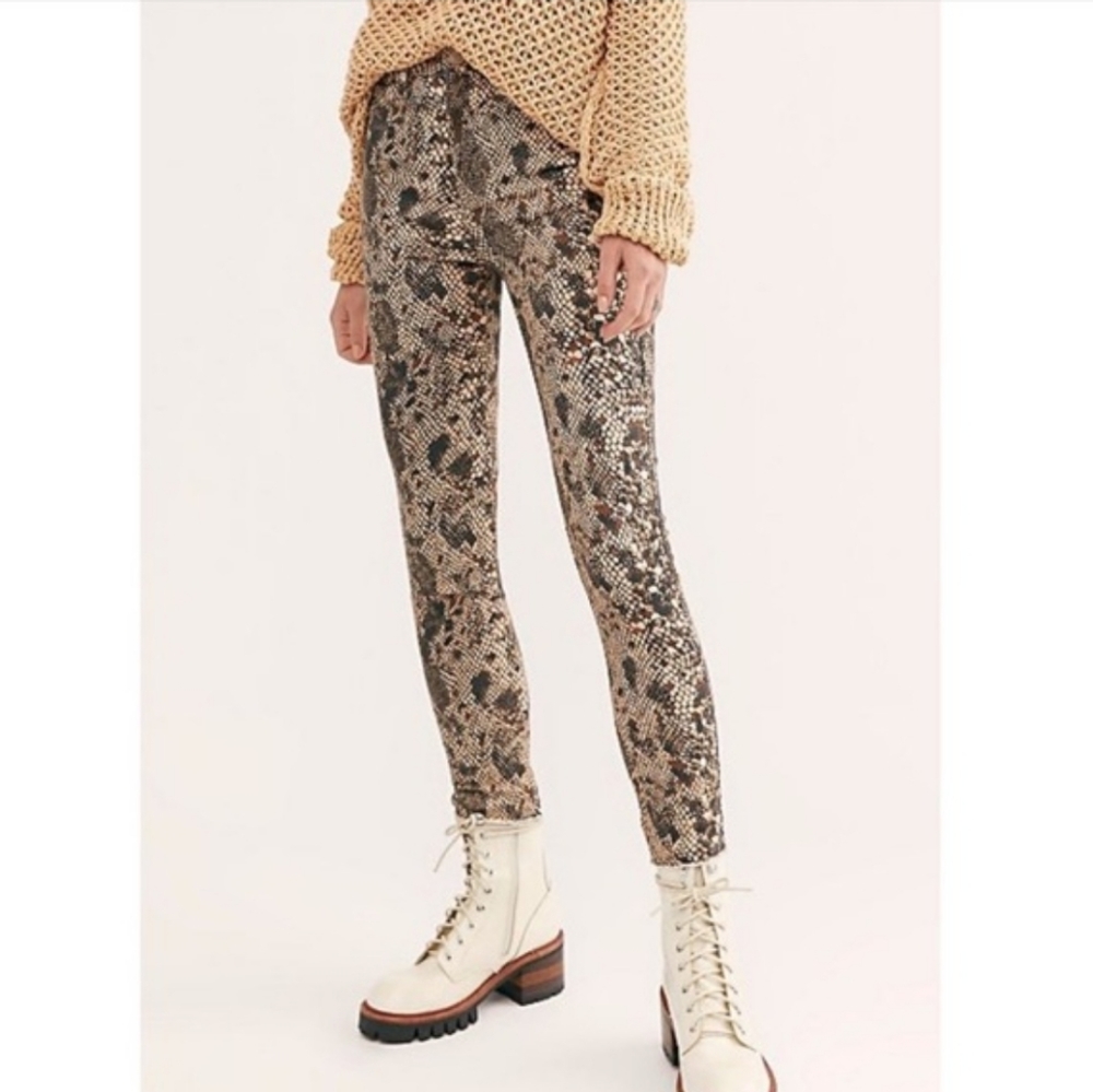 We the Free S27 Snakeskin Brow and Tan Skinny Ankle Jeans - Picture 2 of 7